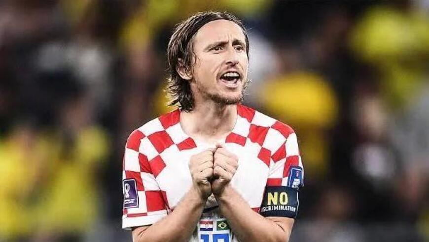 EWC官方发布纪录片 Faker亲述：T1王朝的EWC卫冕野望与不为人知的团队暗号