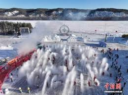 哈登32+4+10+4一战超奥尼尔，小卡单节爆砍19分，快船16连斩黄蜂